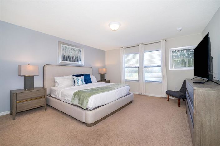 Image No.26-5 Bed Property for sale