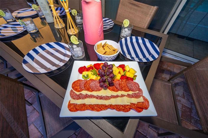 Image No.48-5 Bed Property for sale