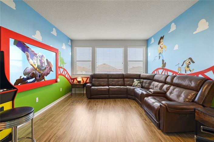 Image No.49-9 Bed Property for sale