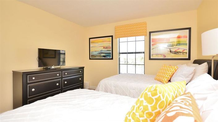 Image No.13-8 Bed Property for sale