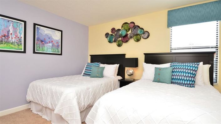 Image No.18-8 Bed Property for sale