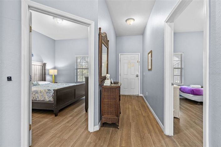 Image No.12-3 Bed Property for sale