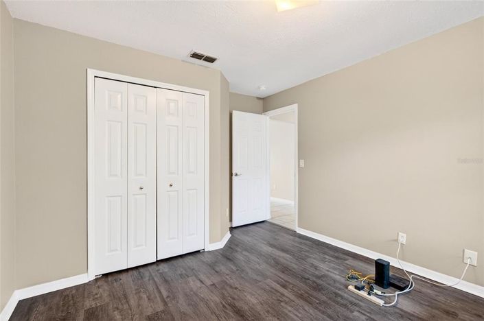 Image No.26-4 Bed Property for sale