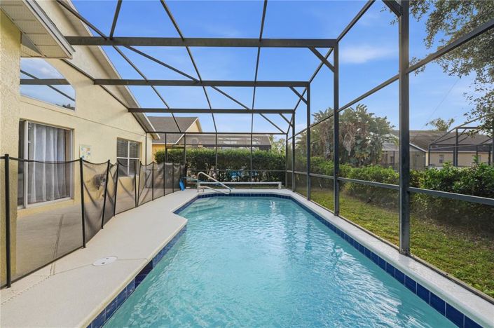 Image No.2-4 Bed Property for sale