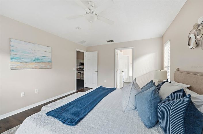 Image No.36-4 Bed Property for sale