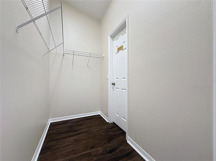 Image No.43-4 Bed Property for sale