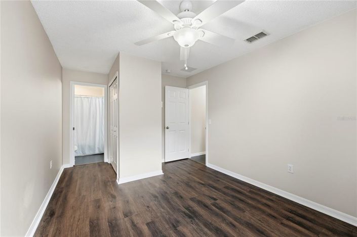 Image No.47-4 Bed Property for sale