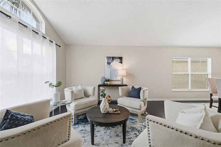 Image No.8-4 Bed Property for sale