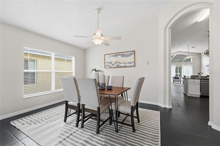 Image No.9-4 Bed Property for sale