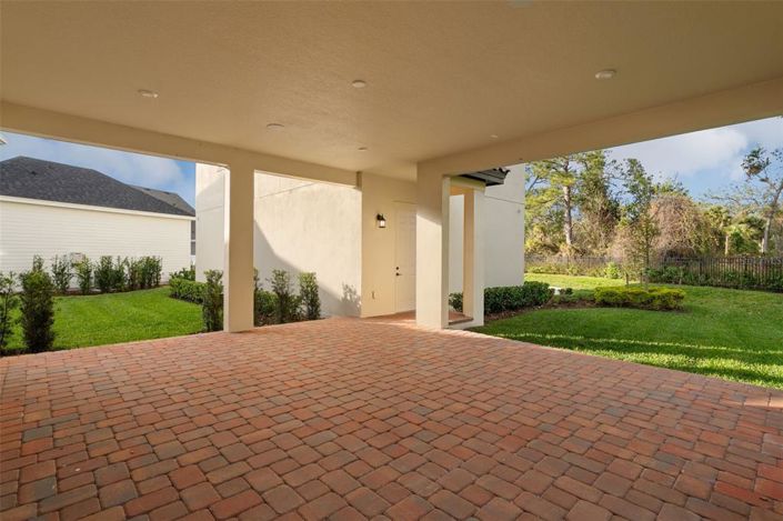 Image No.35-7 Bed Property for sale