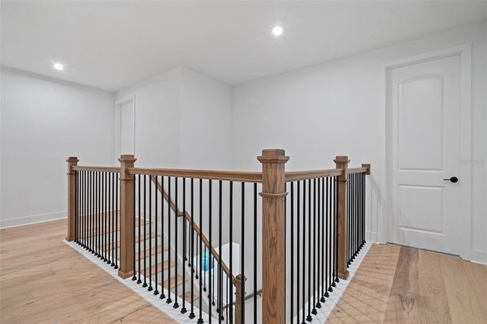 Image No.37-7 Bed Property for sale