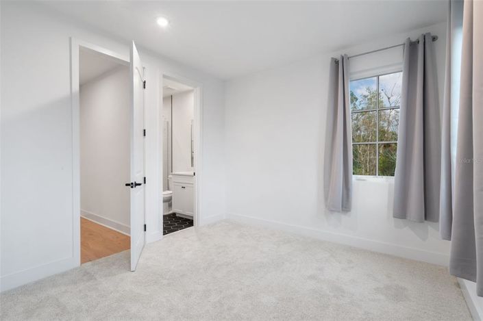 Image No.49-7 Bed Property for sale