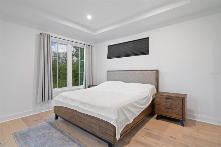 Image No.52-7 Bed Property for sale