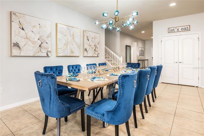 Image No.10-9 Bed Property for sale