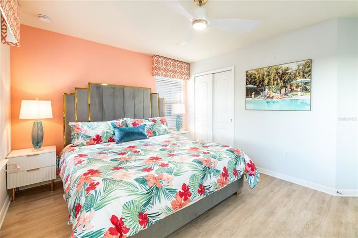 Image No.30-9 Bed Property for sale