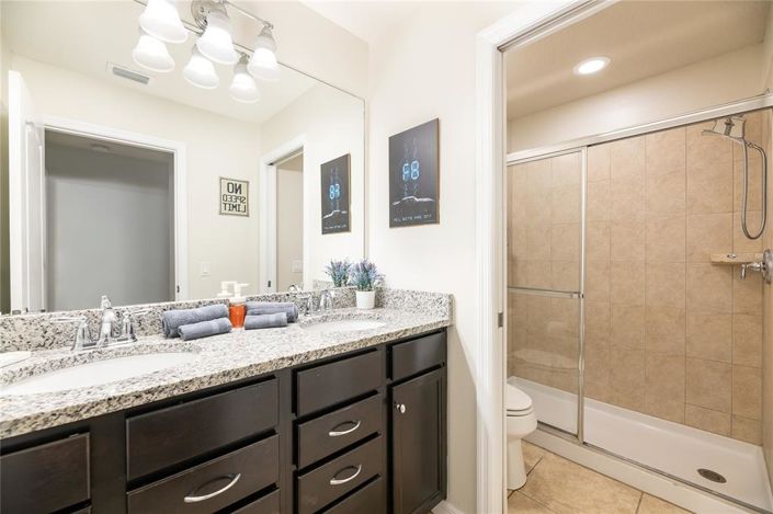 Image No.35-9 Bed Property for sale