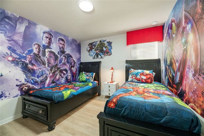 Image No.36-9 Bed Property for sale