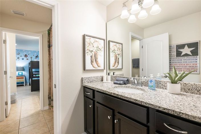 Image No.41-9 Bed Property for sale