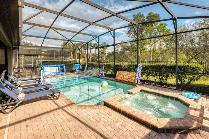 Image No.58-9 Bed Property for sale