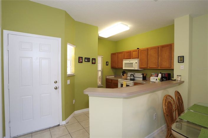 Image No.12-3 Bed Townhouse for sale