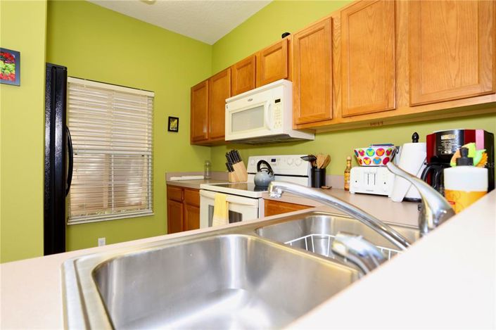 Image No.13-3 Bed Townhouse for sale