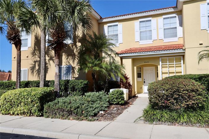 Image No.2-3 Bed Townhouse for sale