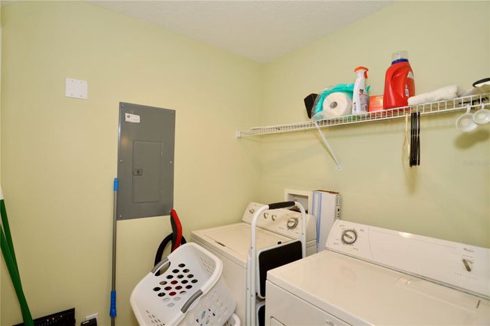 Image No.27-3 Bed Townhouse for sale