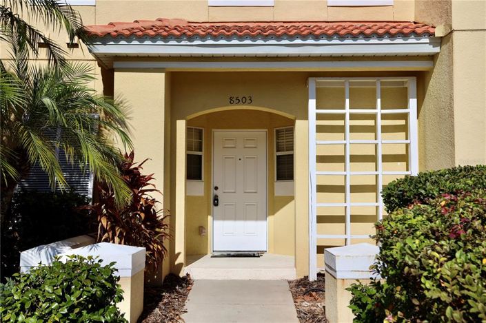 Image No.6-3 Bed Townhouse for sale