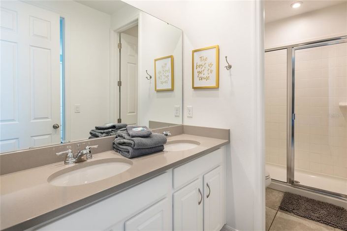 Image No.23-9 Bed Property for sale