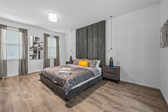 Image No.26-14 Bed Property for sale