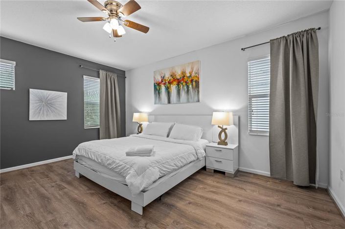 Image No.45-14 Bed Property for sale