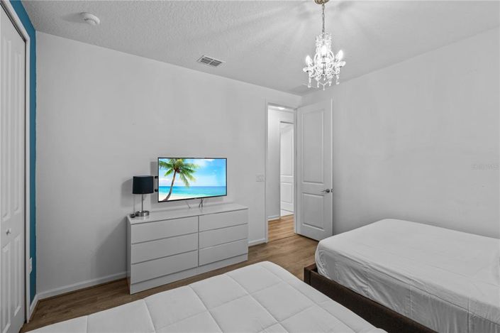 Image No.59-14 Bed Property for sale