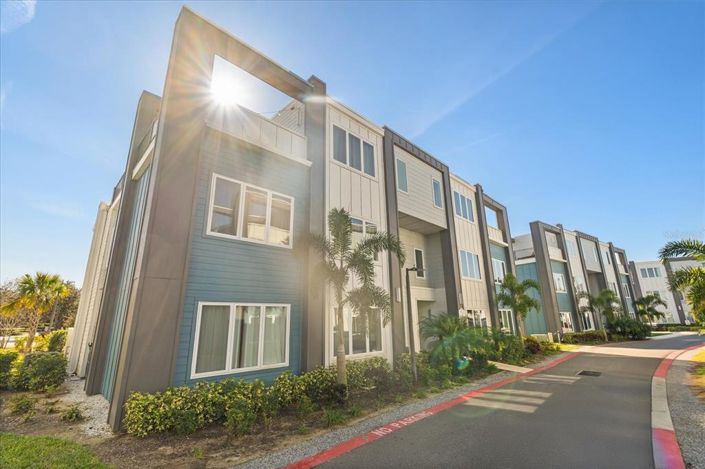 Image No.2-Propriété de 4 chambres à vendre à Reunion