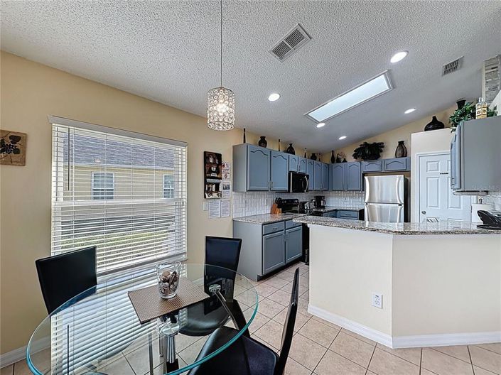 Image No.20-4 Bed Property for sale