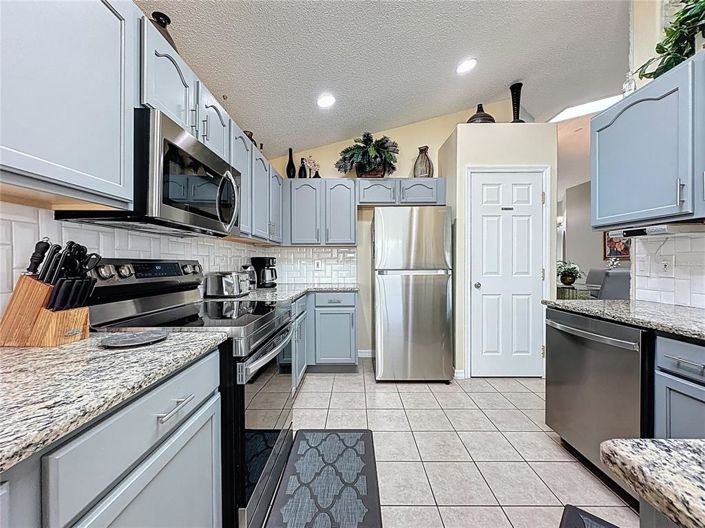 Image No.22-4 Bed Property for sale