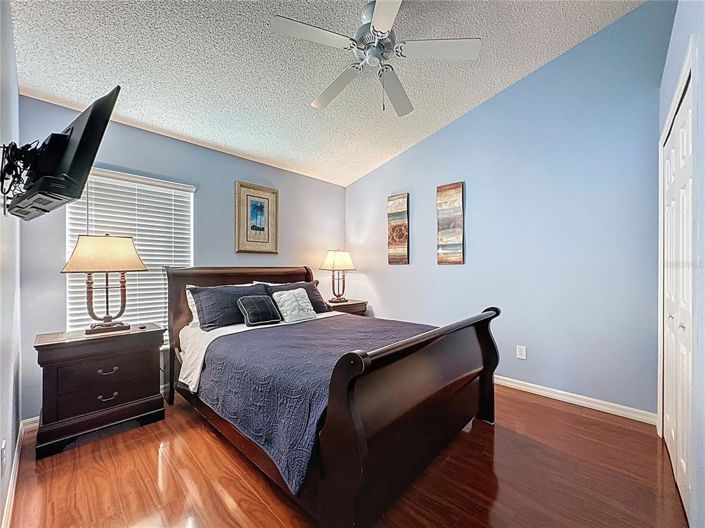 Image No.50-4 Bed Property for sale