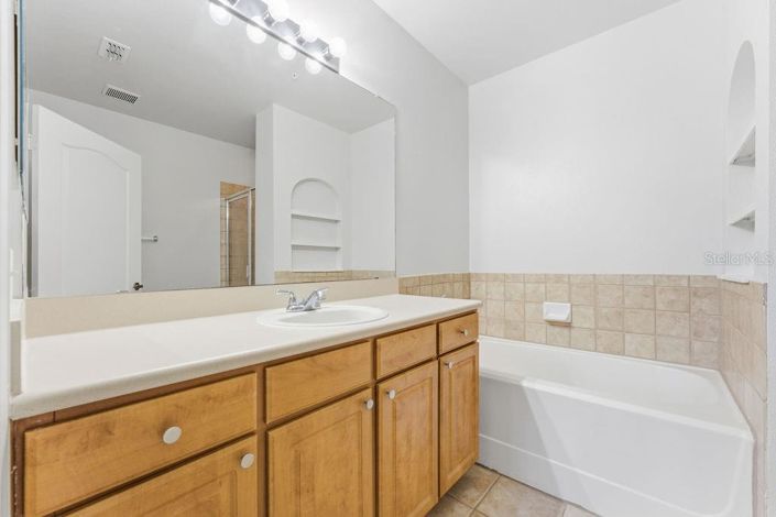 Image No.22-1 Bed Property for sale