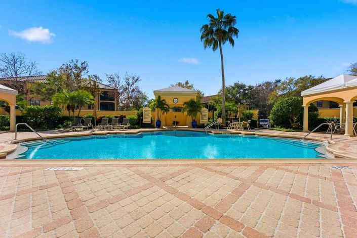 Image No.44-1 Bed Property for sale