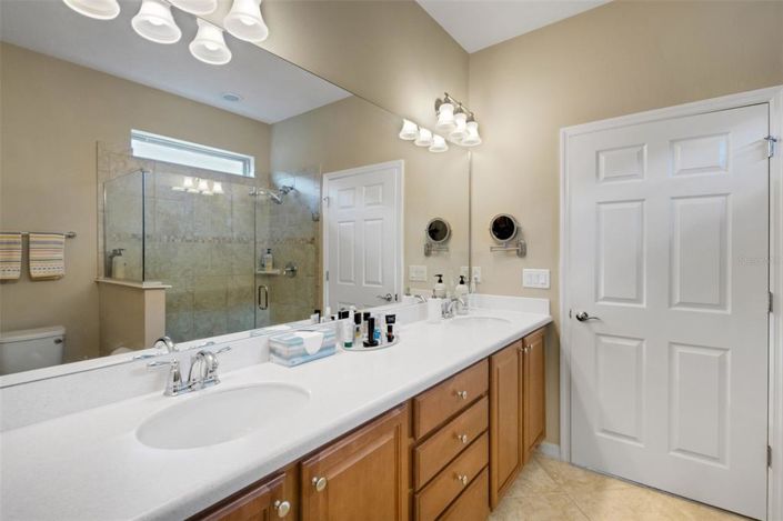 Image No.22-2 Bed Property for sale