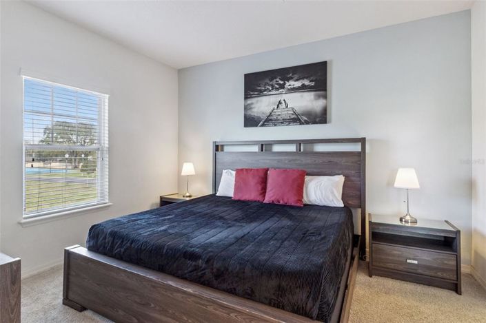 Image No.18-4 Bed Townhouse for sale