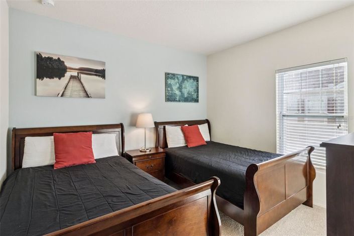 Image No.20-4 Bed Townhouse for sale