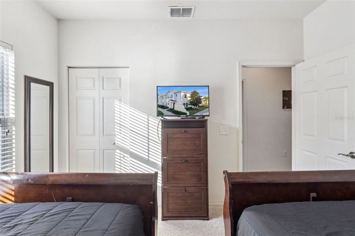 Image No.21-4 Bed Townhouse for sale