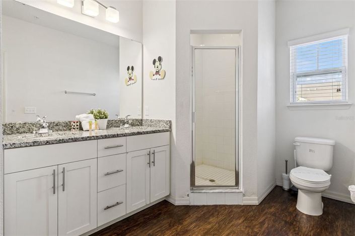 Image No.24-4 Bed Townhouse for sale