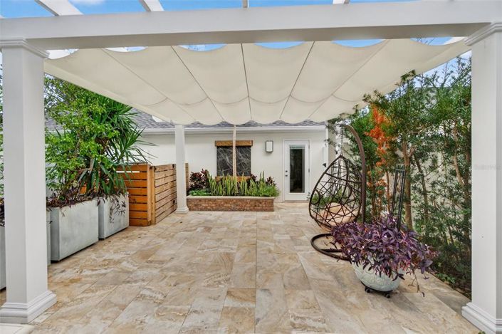 Image No.42-4 Bed Townhouse for sale