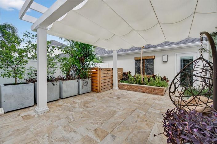 Image No.43-4 Bed Townhouse for sale