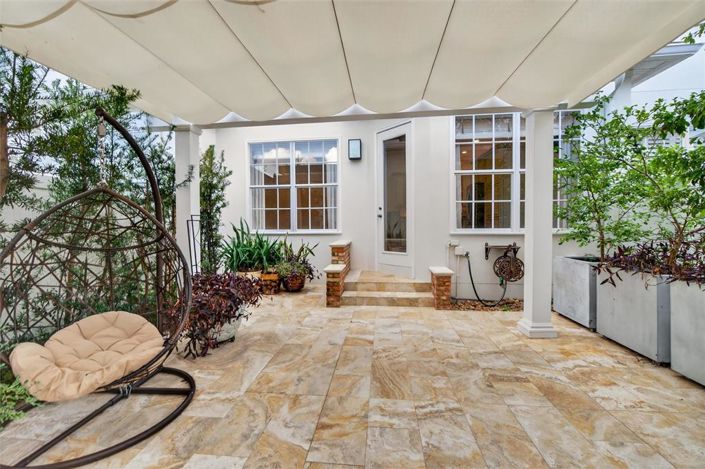 Image No.47-4 Bed Townhouse for sale