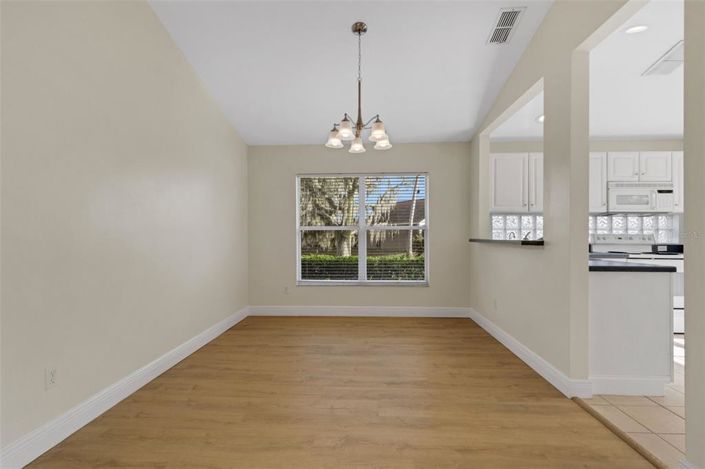 Image No.22-4 Bed Property for sale