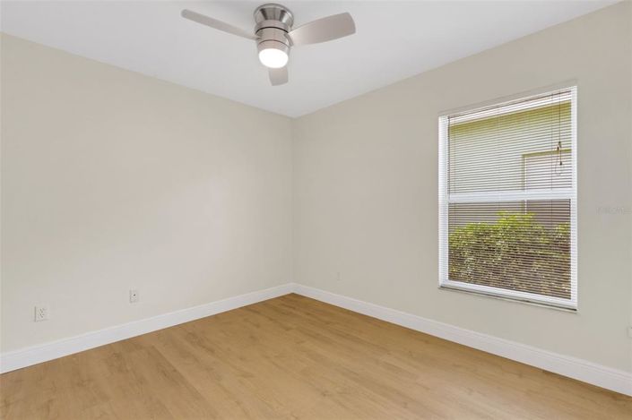 Image No.26-4 Bed Property for sale