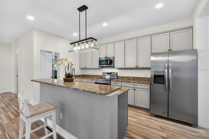 Image No.10-4 Bed Property for sale