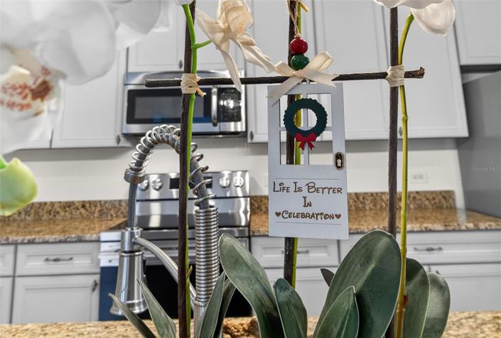 Image No.14-4 Bed Property for sale